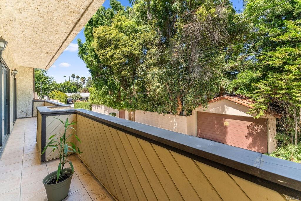 HB Real Estate Group HB